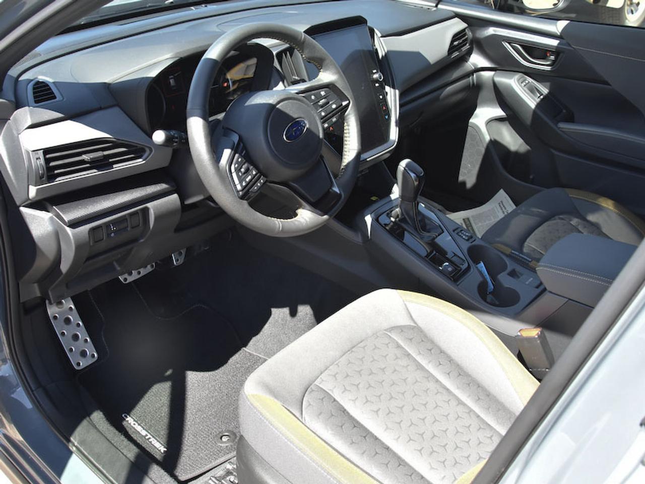 2024 Subaru Crosstrek Onyx Photo4