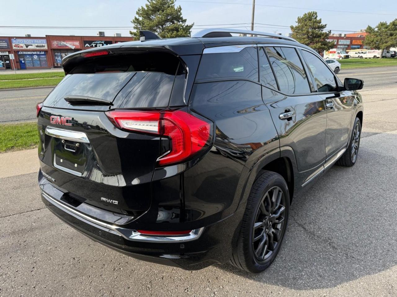 2023 GMC Terrain DENALI/ AWD/ HUD/ LEATHER/ PANO SUNROOF/ NAVI - Photo #6