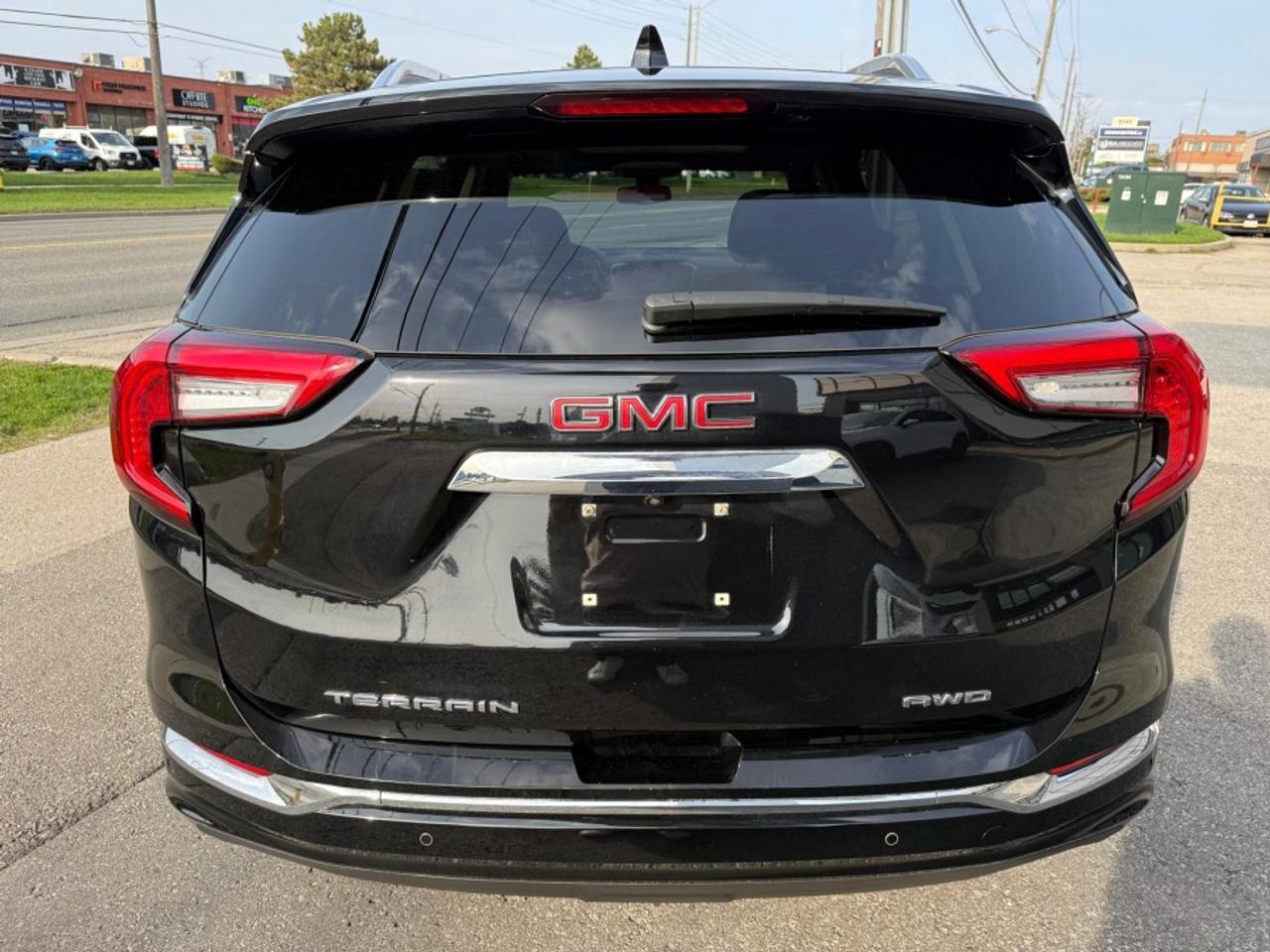 2023 GMC Terrain DENALI/ AWD/ HUD/ LEATHER/ PANO SUNROOF/ NAVI - Photo #7