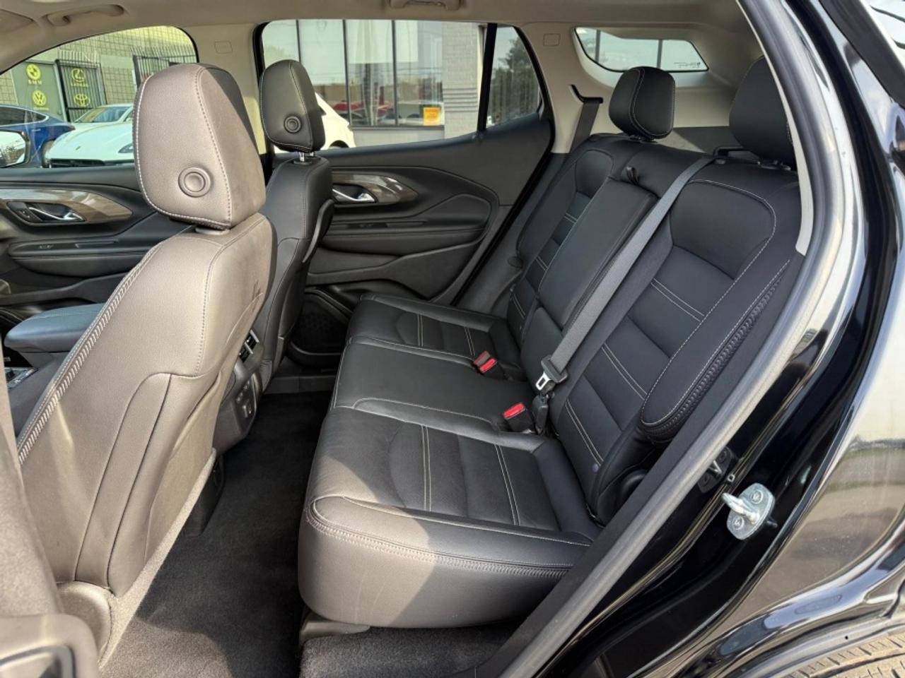 2023 GMC Terrain DENALI/ AWD/ HUD/ LEATHER/ PANO SUNROOF/ NAVI Photo