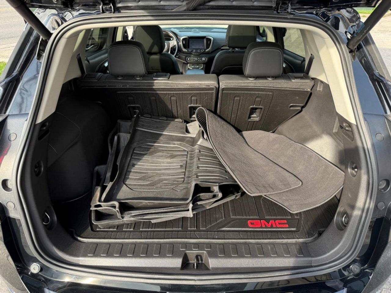 2023 GMC Terrain DENALI/ AWD/ HUD/ LEATHER/ PANO SUNROOF/ NAVI - Photo #27