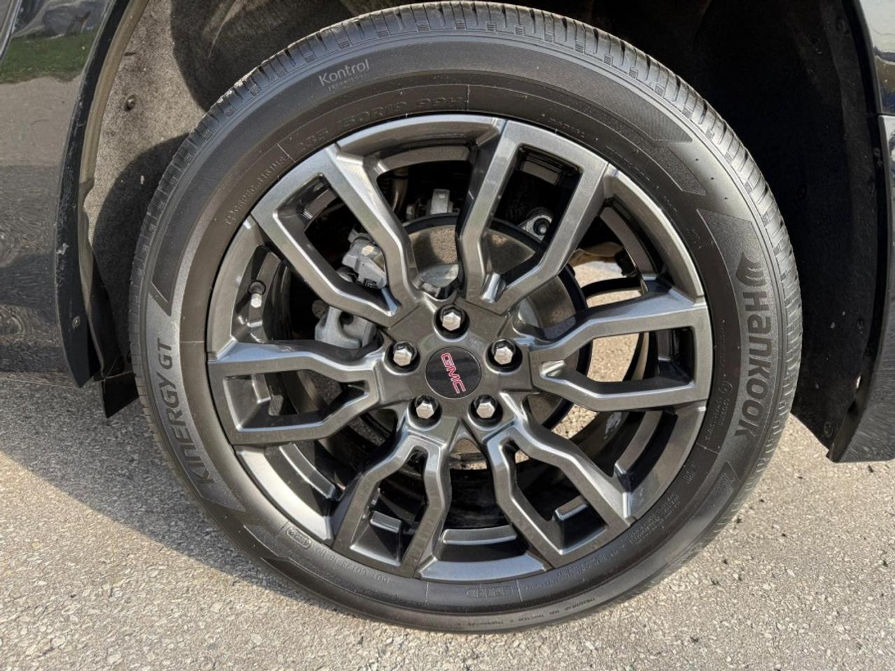 2023 GMC Terrain DENALI/ AWD/ HUD/ LEATHER/ PANO SUNROOF/ NAVI Photo