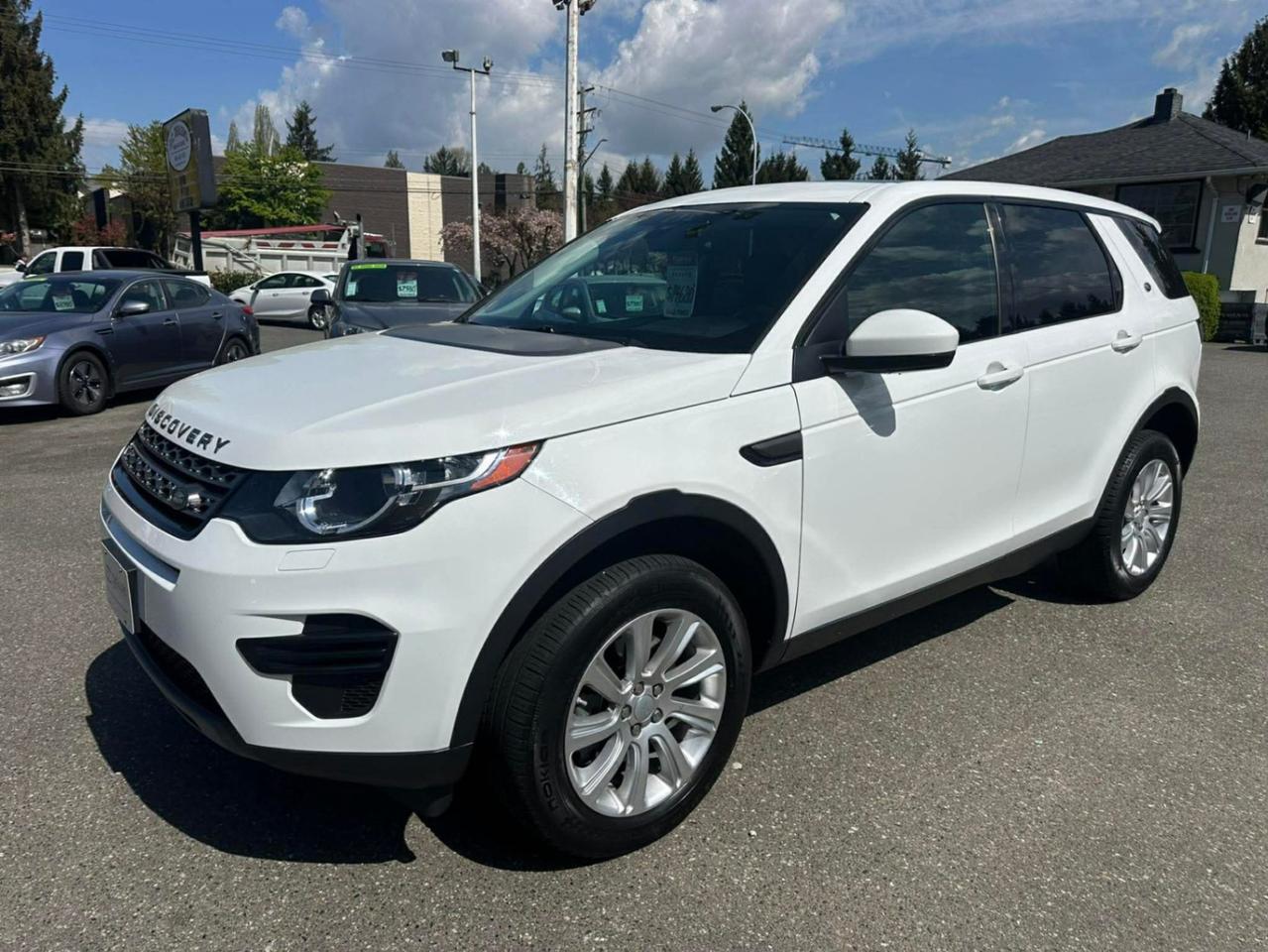 Used 2016 Land Rover Discovery Sport 4WD 4dr SE for sale in Surrey, BC