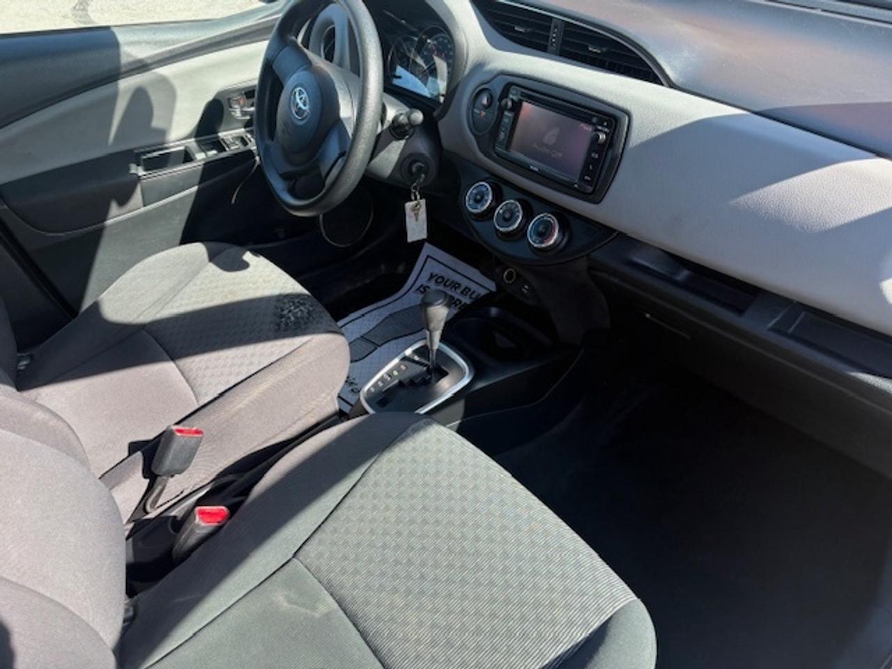2015 Toyota Yaris LE HB **1 OWNER-ONLY 72,000KM-CERTIFIED** Photo