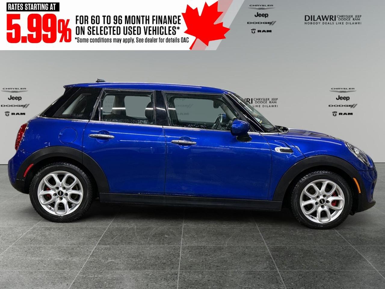 2021 MINI 5 Door Cooper Photo