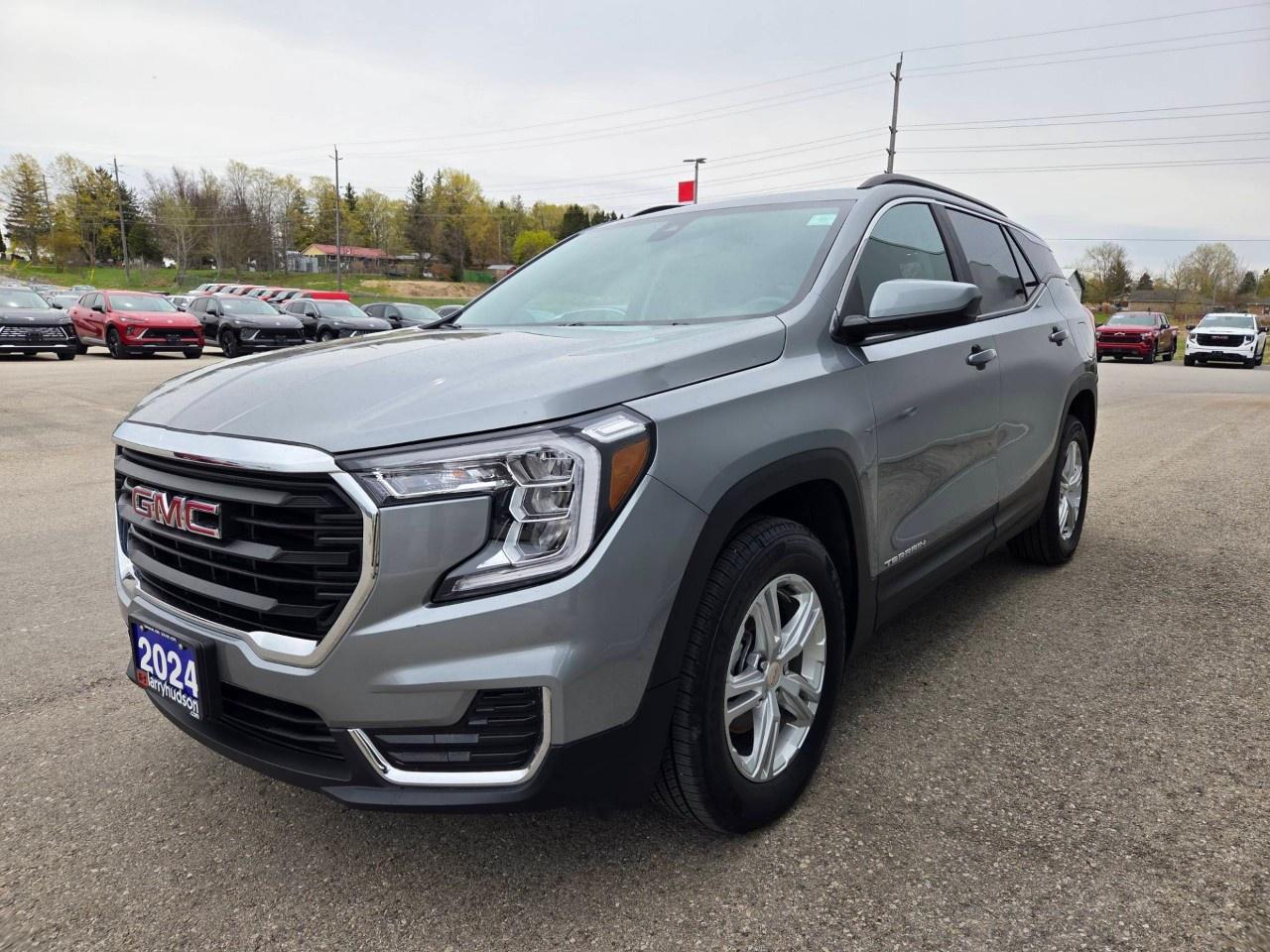2024 GMC Terrain AWD SLE Photo3
