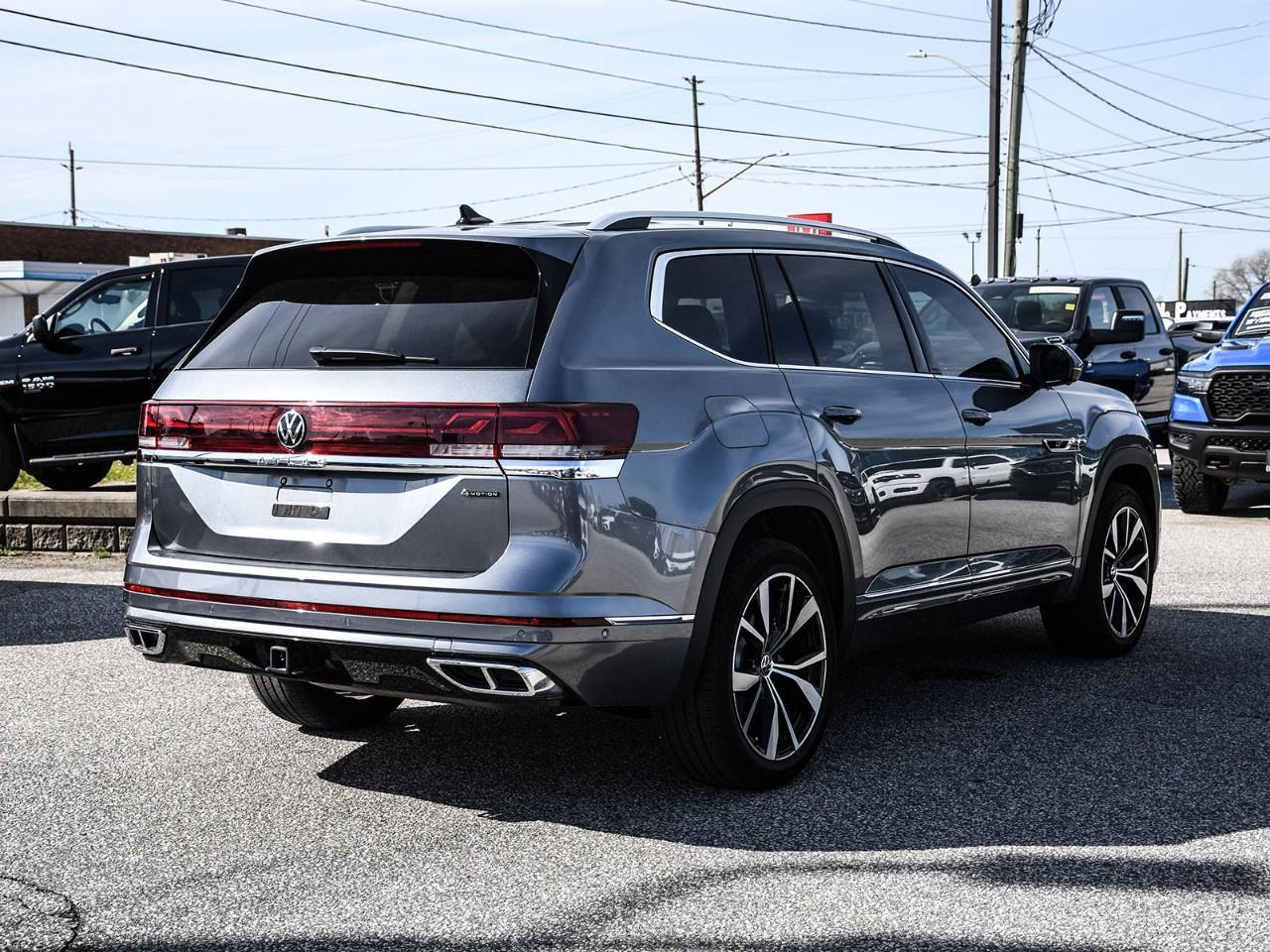 2024 Volkswagen Atlas Execline 2.0 TSI 4MOTION Photo