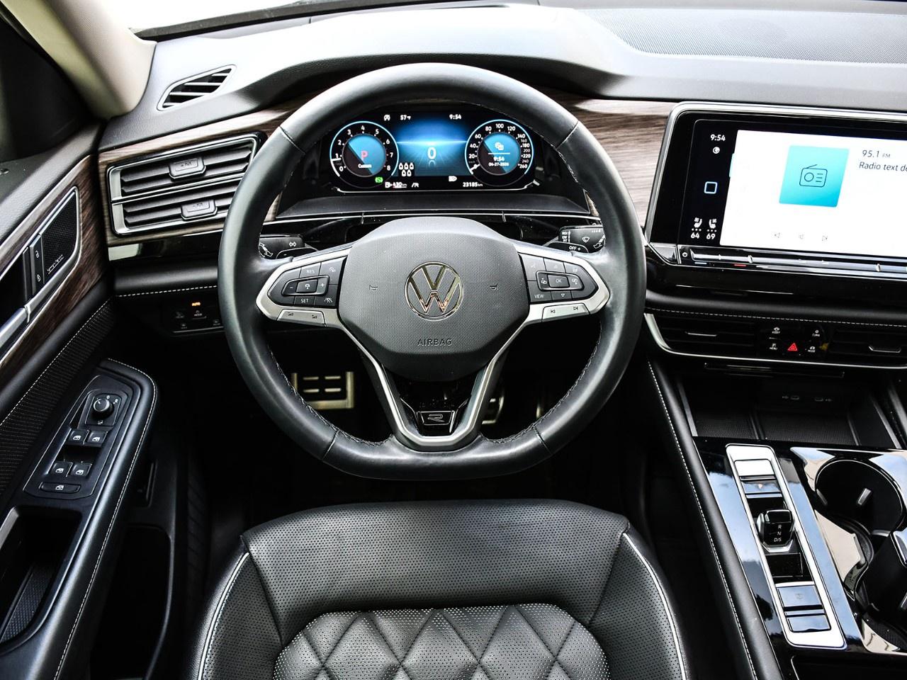 2024 Volkswagen Atlas Execline 2.0 TSI 4MOTION Photo