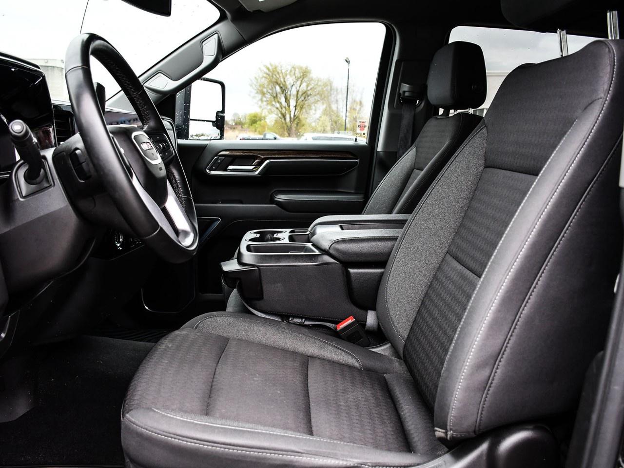 2024 GMC Sierra 1500 Crew Cab Standard Box 4-Wheel Drive Elevation Photo
