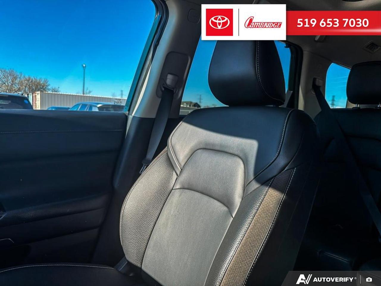 2023 Nissan Pathfinder SL Photo