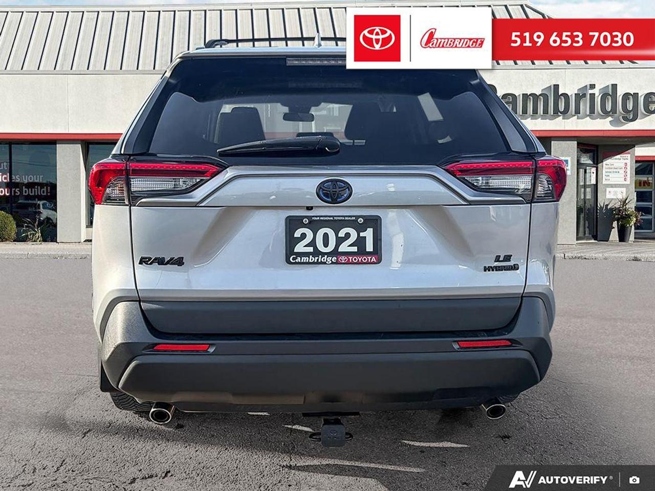 2021 Toyota RAV4 Hybrid LE Photo4