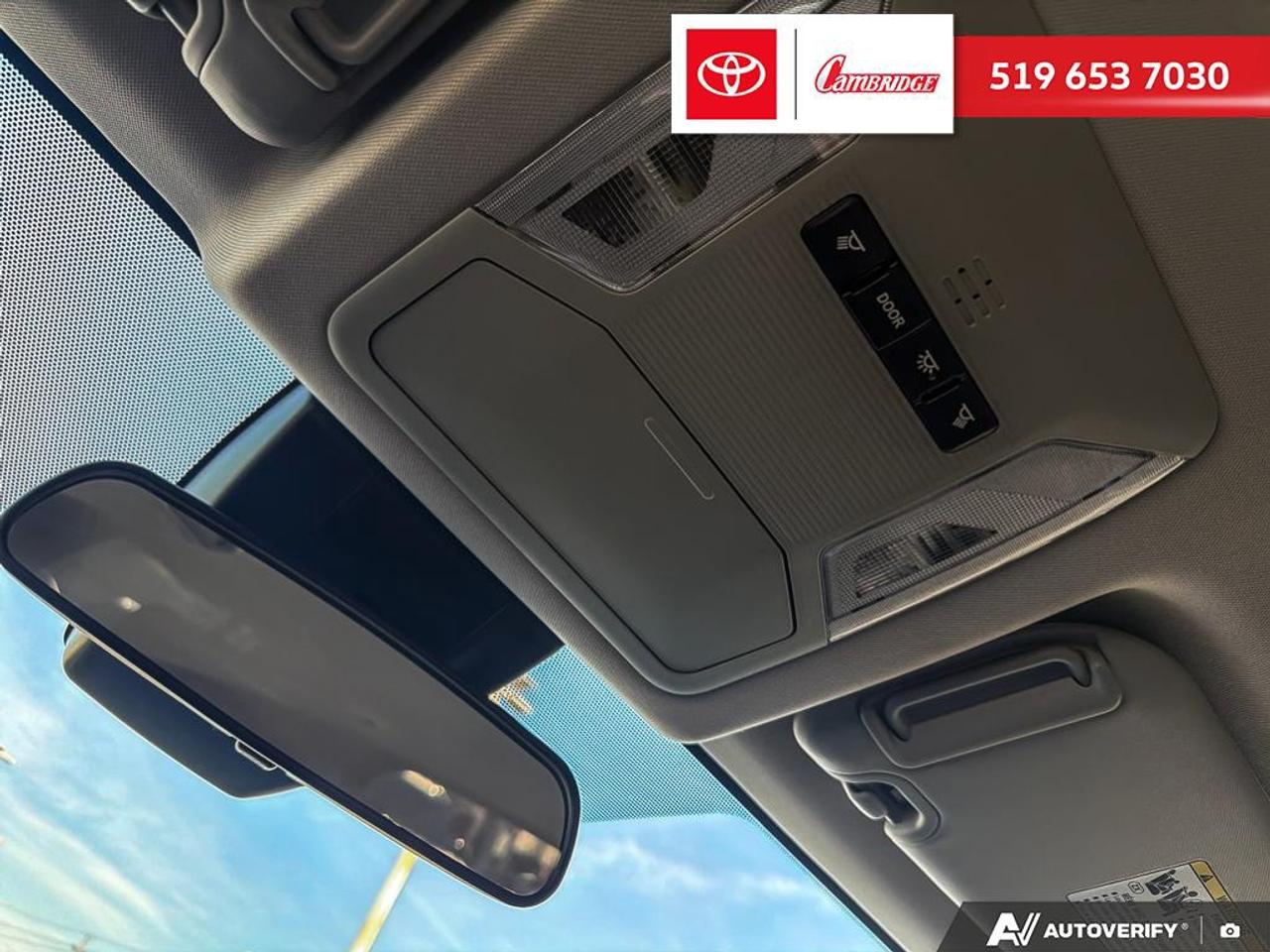 2021 Toyota RAV4 Hybrid LE Photo