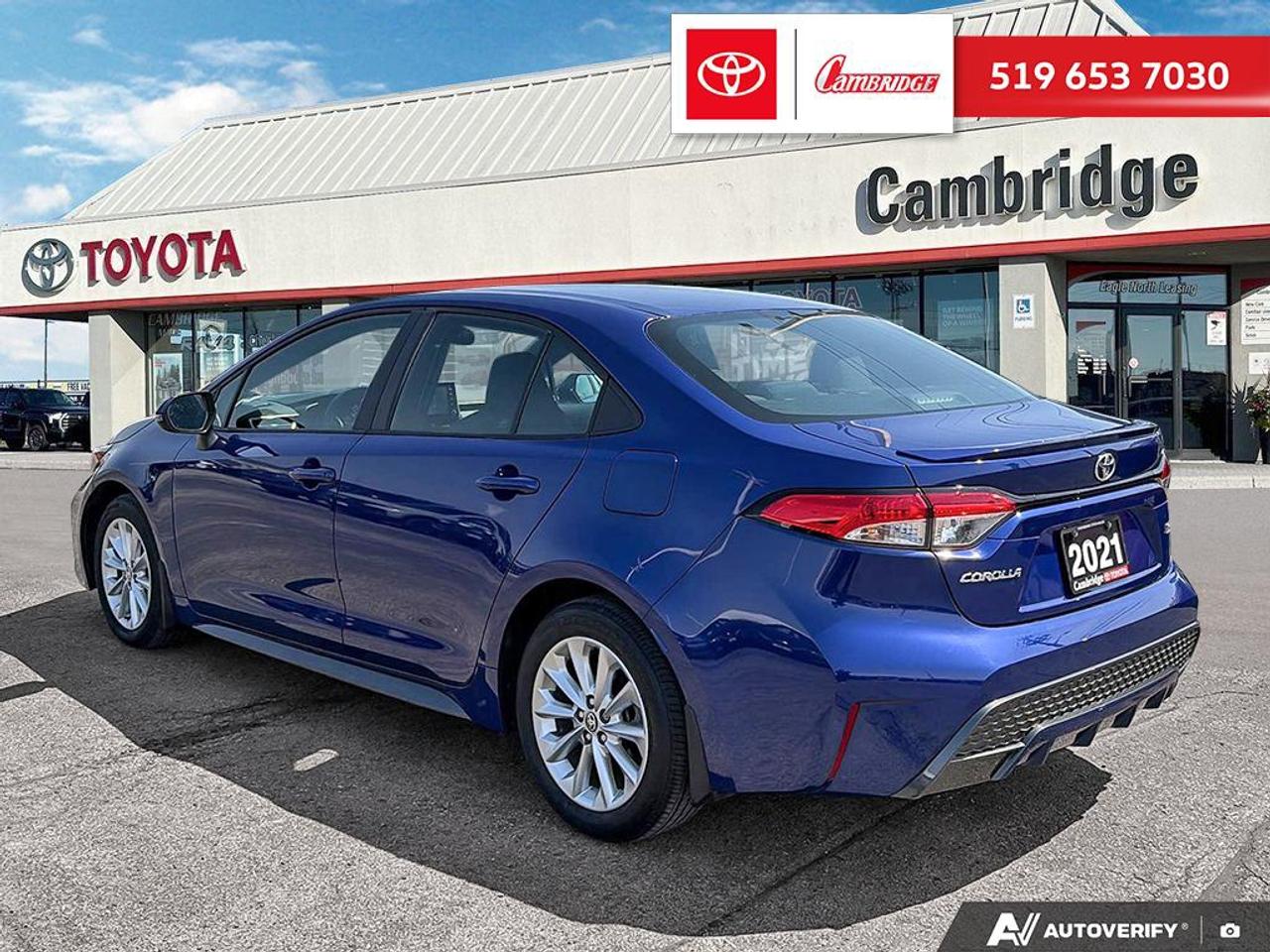 2021 Toyota Corolla SE Photo3