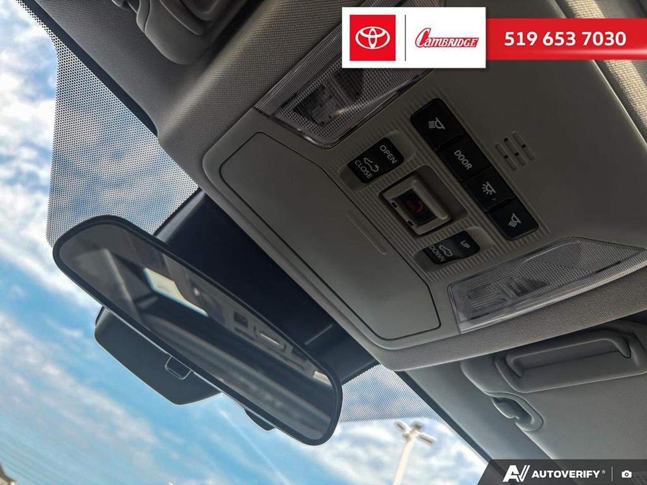 2021 Toyota RAV4 TRAIL Photo