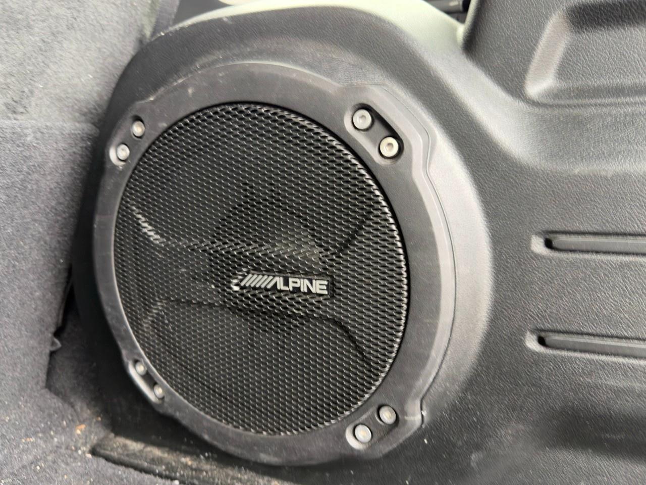 2020 Jeep Wrangler Unlimited Sahara ALTITUDE PK| LTHR|COLD WTHR GRP|NAV/SND GRP|LED GR Photo