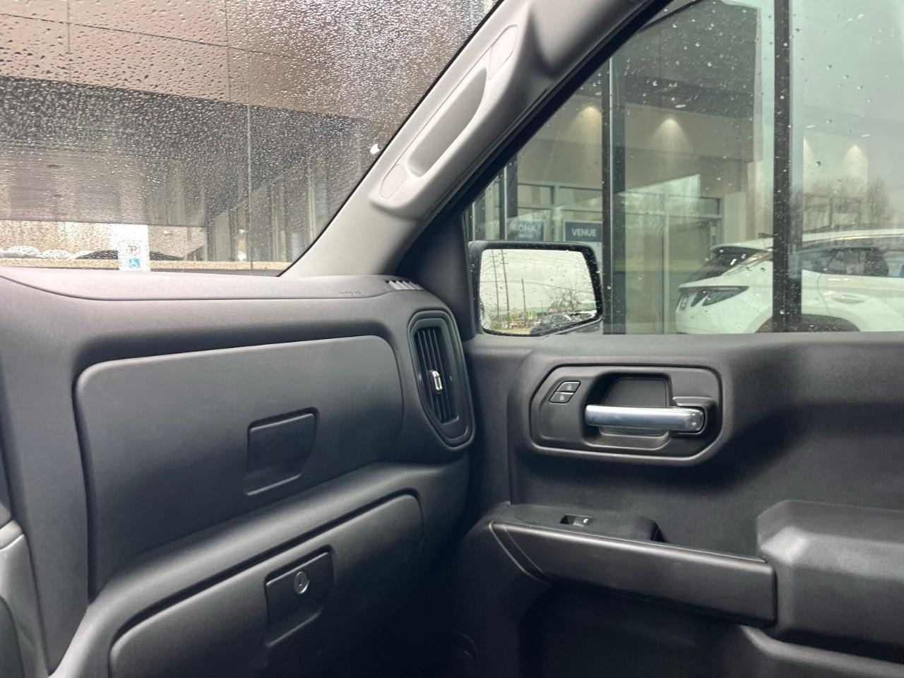 2024 Chevrolet Silverado 1500 Crew Cab Short Box 4-Wheel Drive Custom Trail Boss Photo