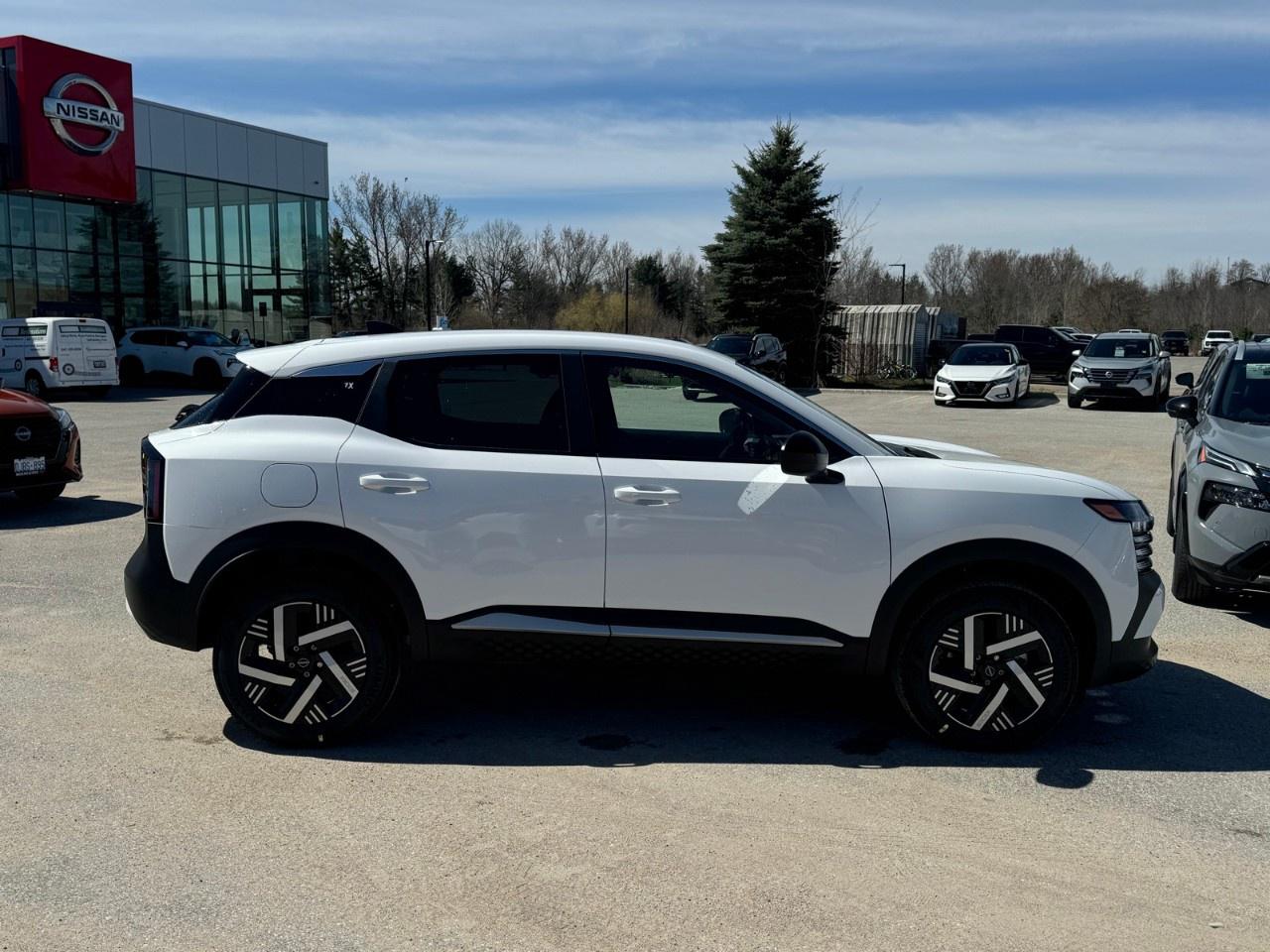 2026 Nissan Kicks SV FWD Photo
