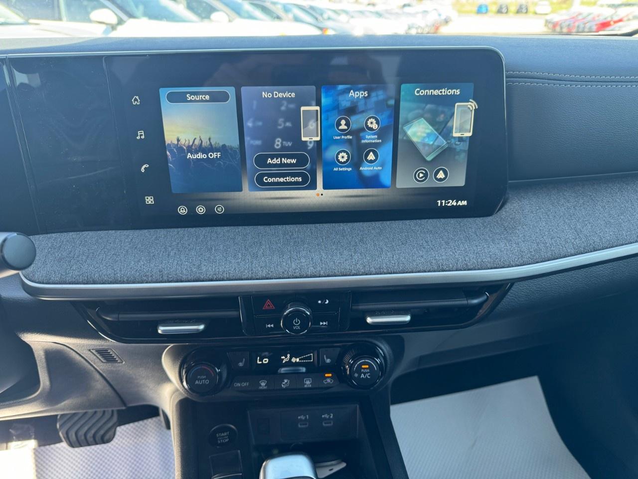 2026 Nissan Kicks SV FWD Photo