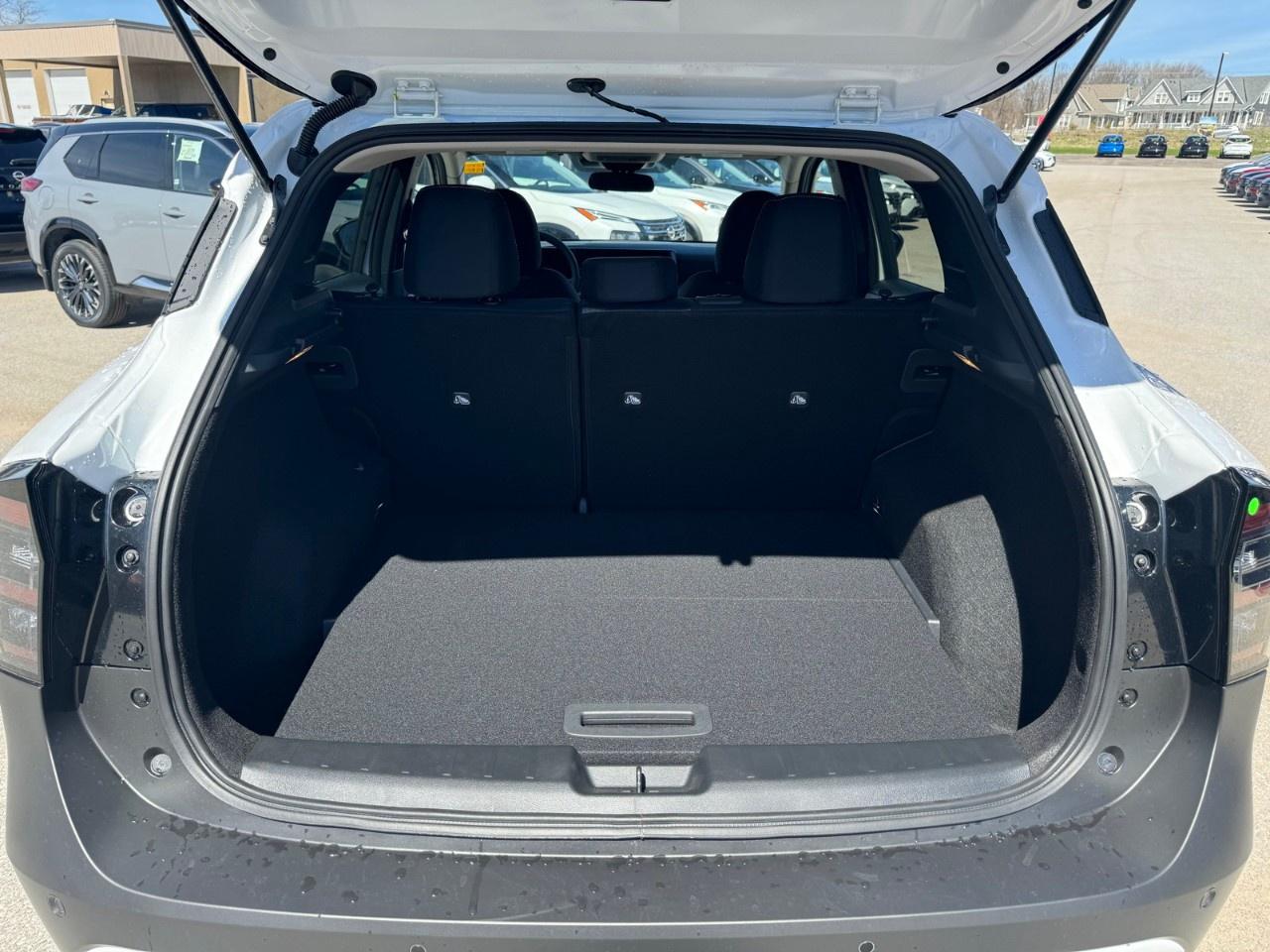 2026 Nissan Kicks SV FWD Photo