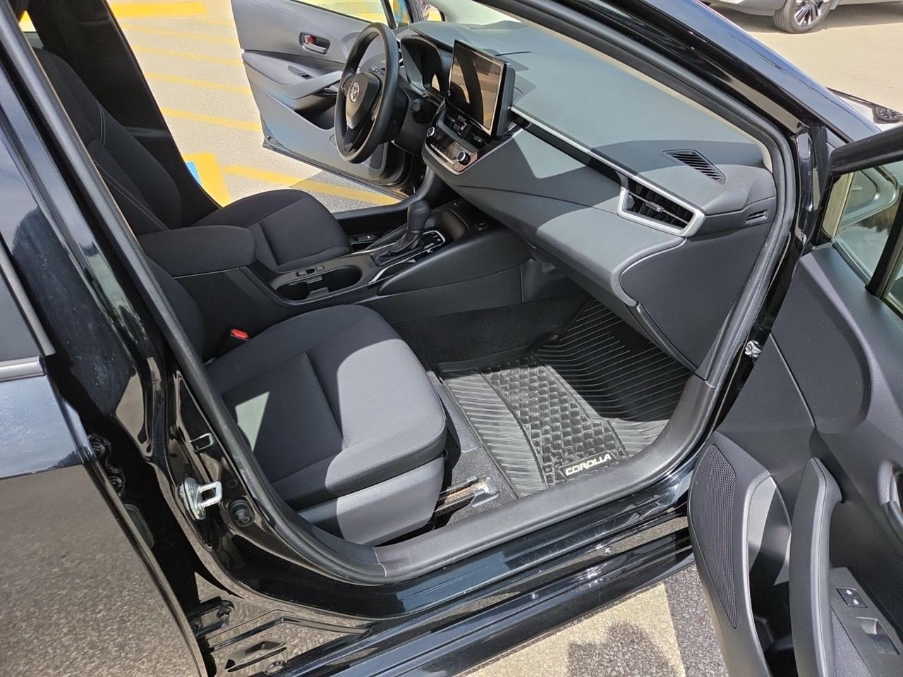 2024 Toyota Corolla Hybrid LE Photo