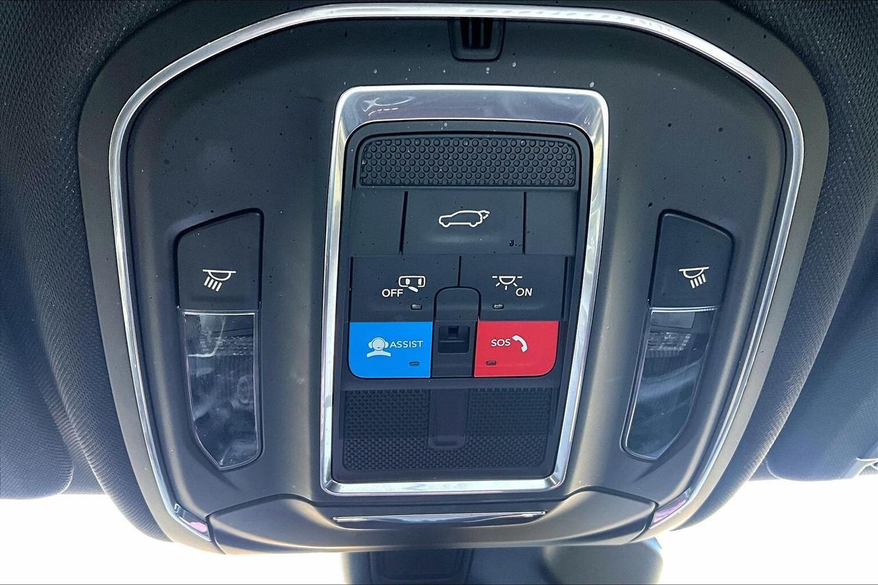2024 Jeep Grand Cherokee L Limited | 6Seat | HeatedLeather | SafetyTech | 4x4 Photo