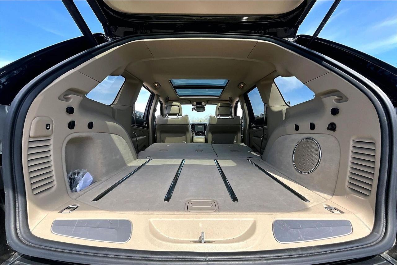 2014 Jeep Grand Cherokee Overland V8 | 2Sets Wheels | AS IS | 4X4 Photo