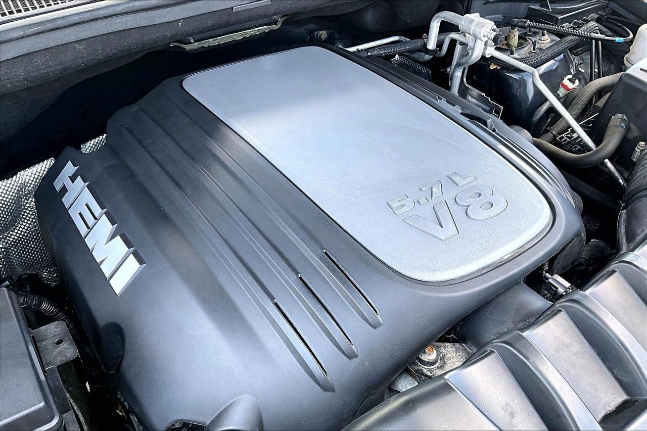 2014 Jeep Grand Cherokee Overland V8 | 2Sets Wheels | AS IS | 4X4 Photo