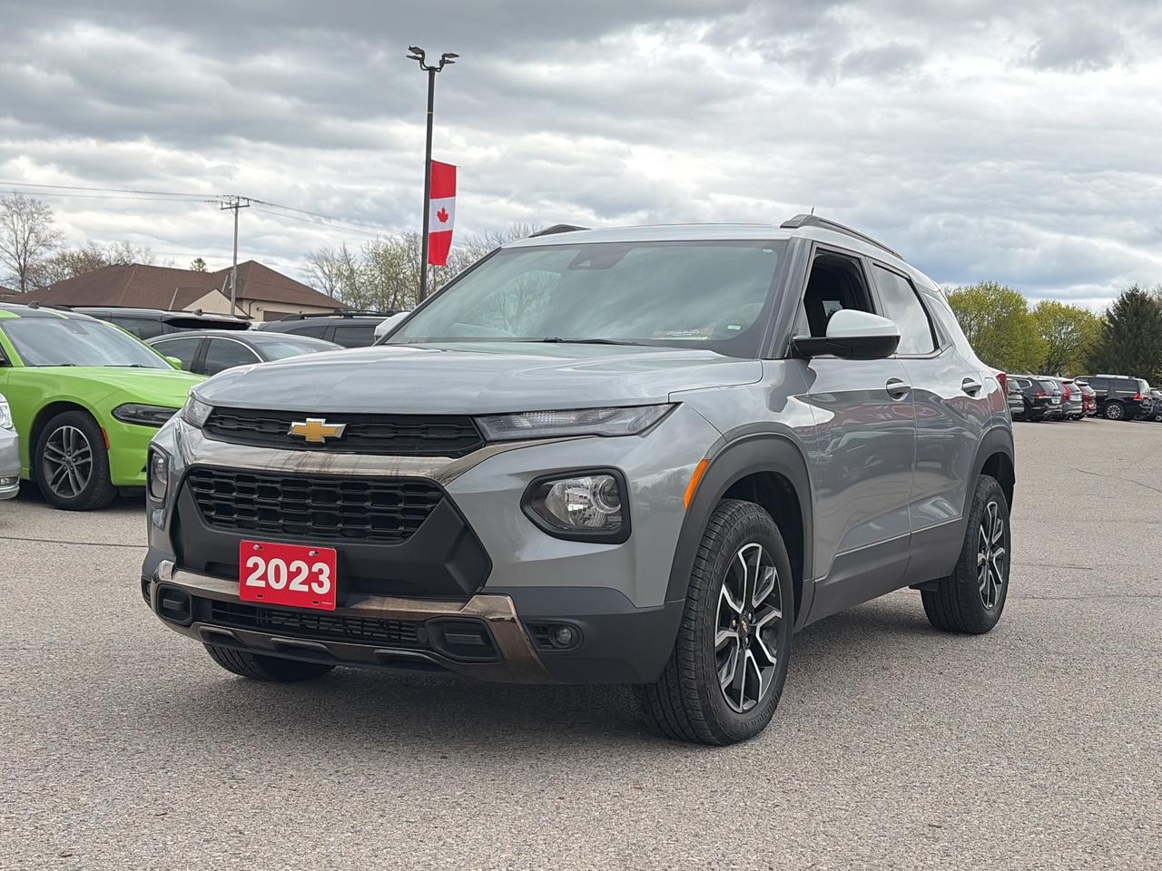 2023 Chevrolet TrailBlazer AWD, ACTIV, LEATHER, SUNROOF, REMOTE START! - Photo #2