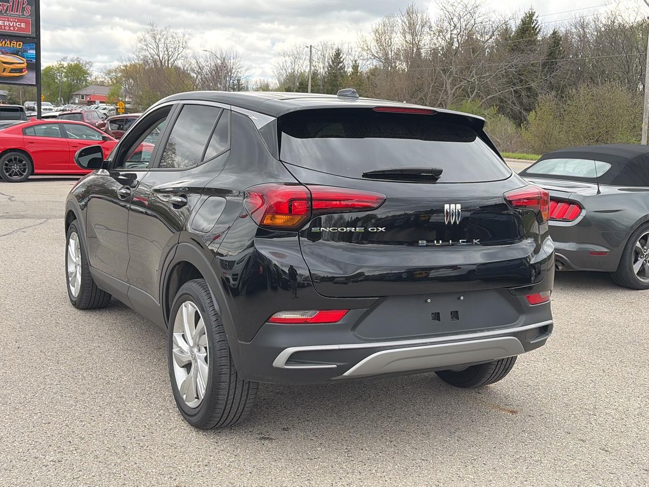 2024 Buick Encore GX PREFERRED, ONLY 18 000 KMS! REMOTE START! - Photo #4