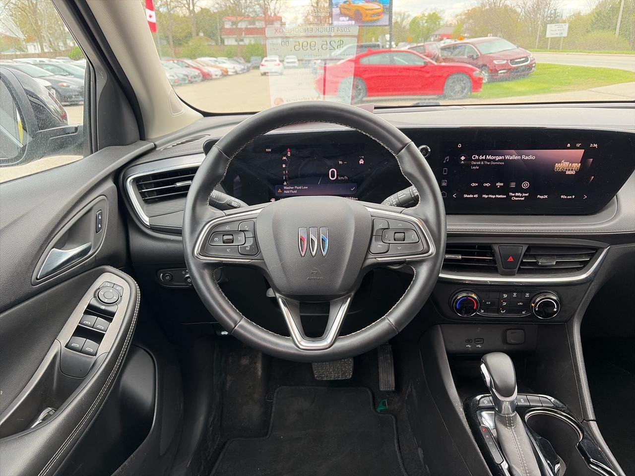 2024 Buick Encore GX PREFERRED, ONLY 18 000 KMS! REMOTE START! Photo