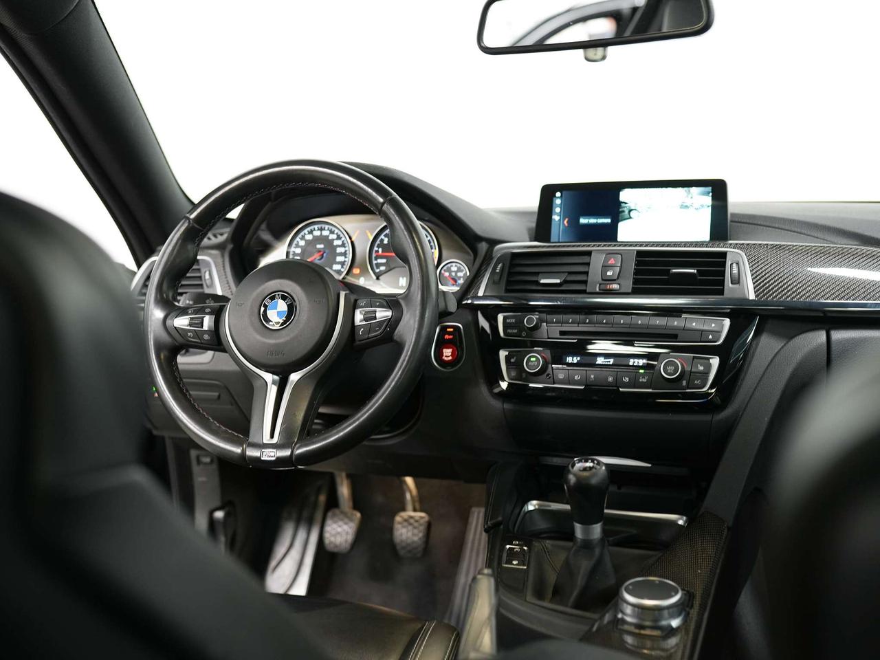 2020 BMW M4 MANUAL | CARBON TRIM | HARMAN KARDON Photo