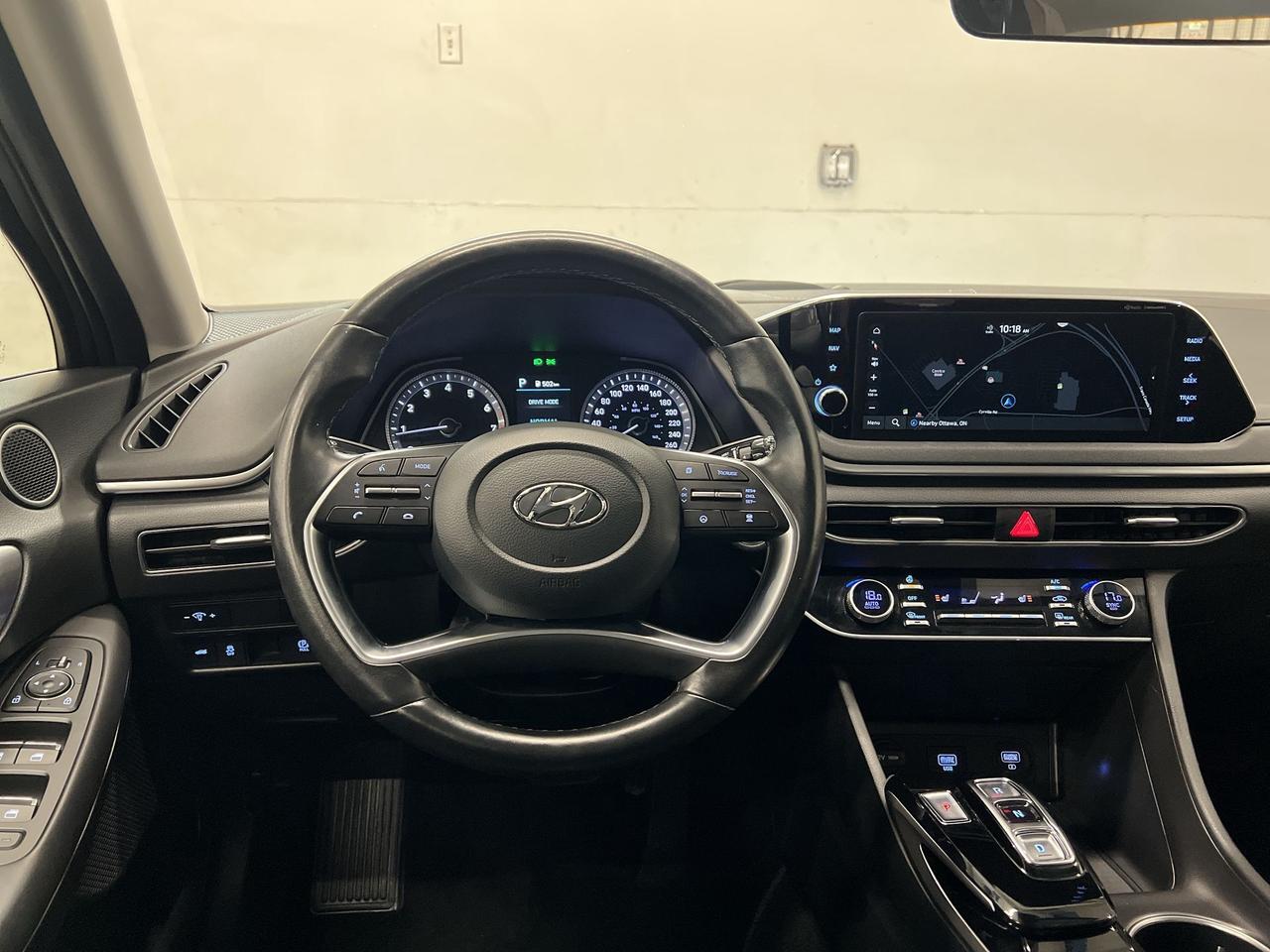 2023 Hyundai Sonata LOW KMS! | HTD SEATS | CARPLAY | REMOTE START Photo