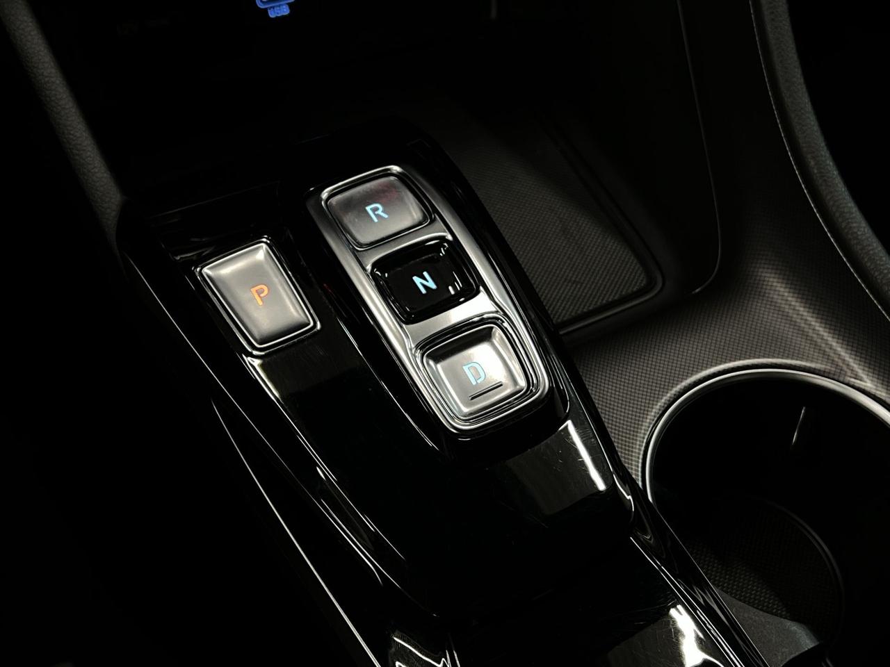 2023 Hyundai Sonata LOW KMS! | HTD SEATS | CARPLAY | REMOTE START Photo