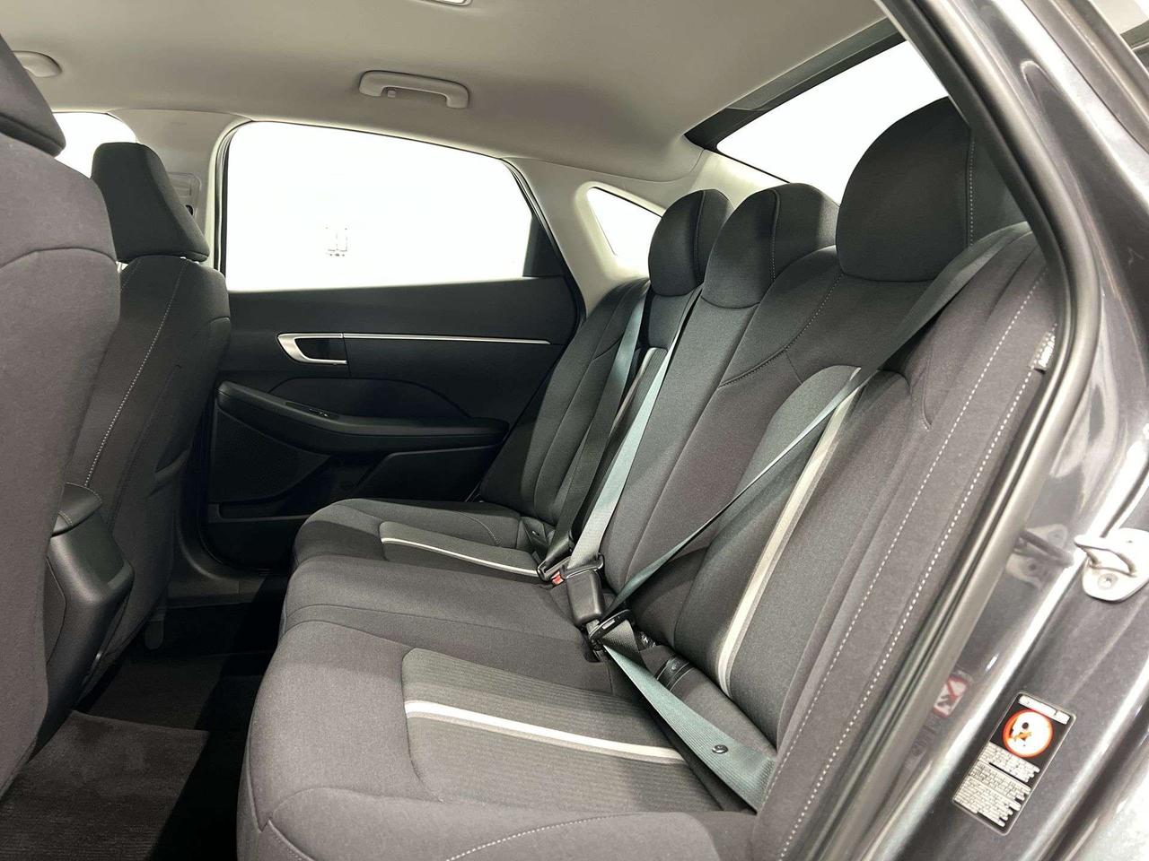 2023 Hyundai Sonata LOW KMS! | HTD SEATS | CARPLAY | REMOTE START Photo