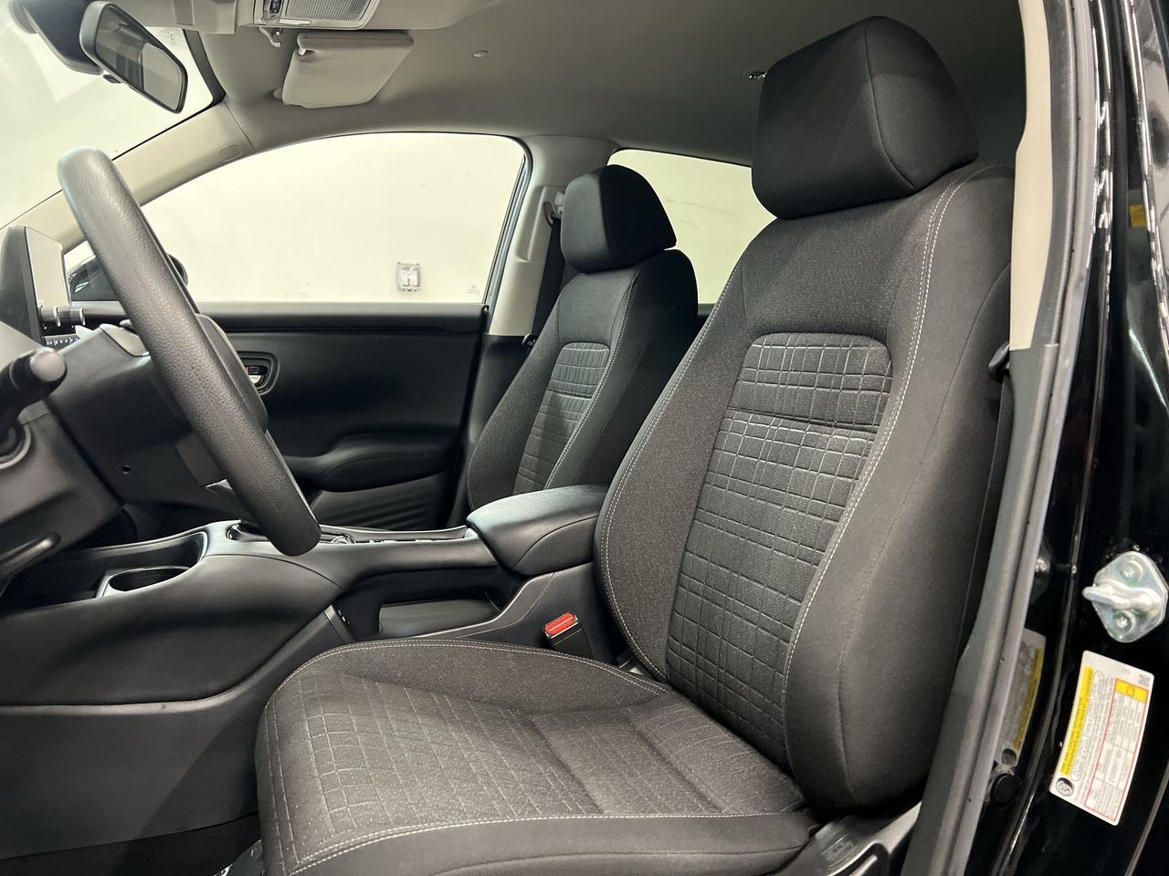 2024 Honda HR-V AWD | HTD SEATS | CARPLAY | REMOTE START | A-C Photo