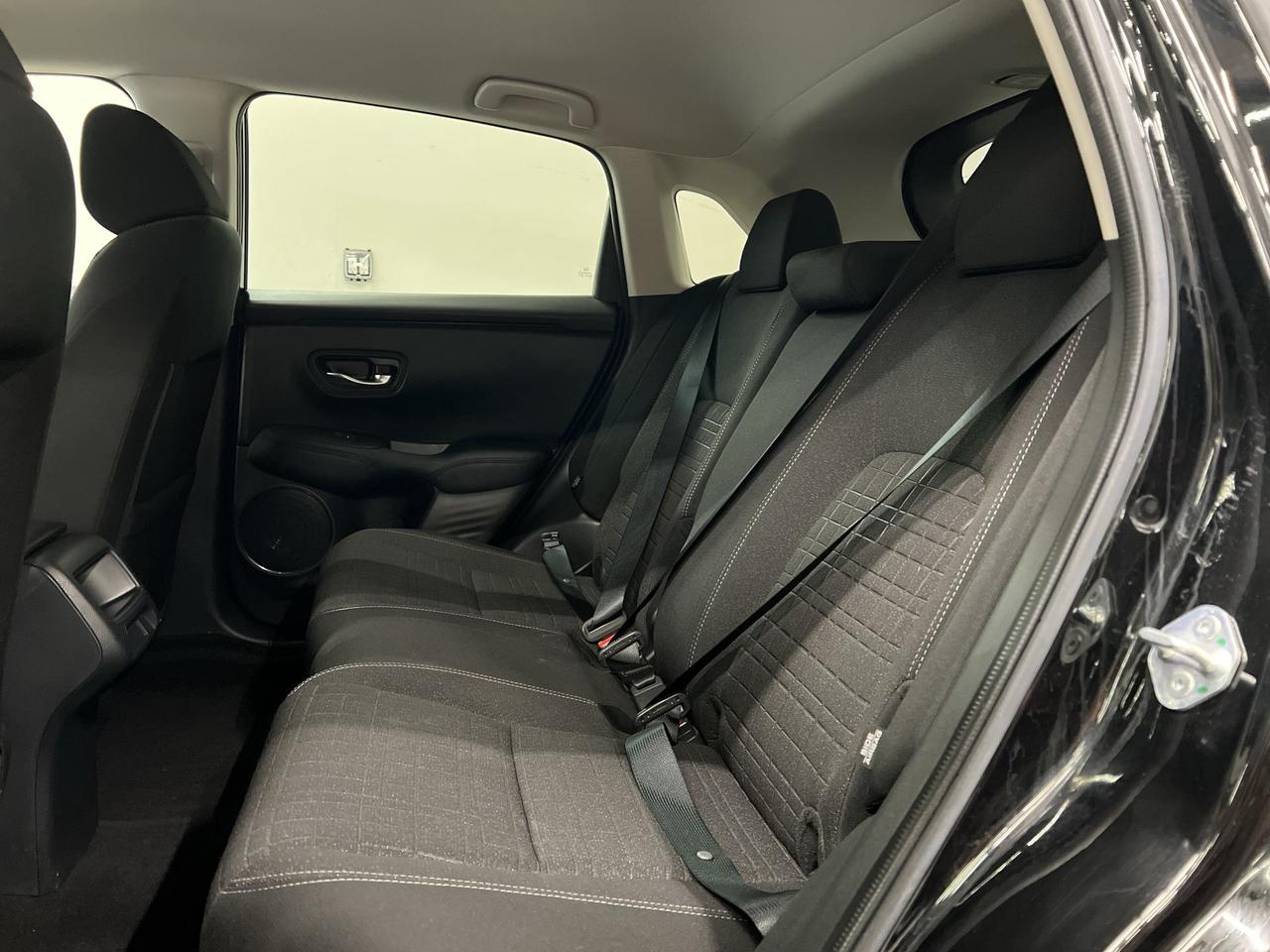 2024 Honda HR-V AWD | HTD SEATS | CARPLAY | REMOTE START | A-C Photo
