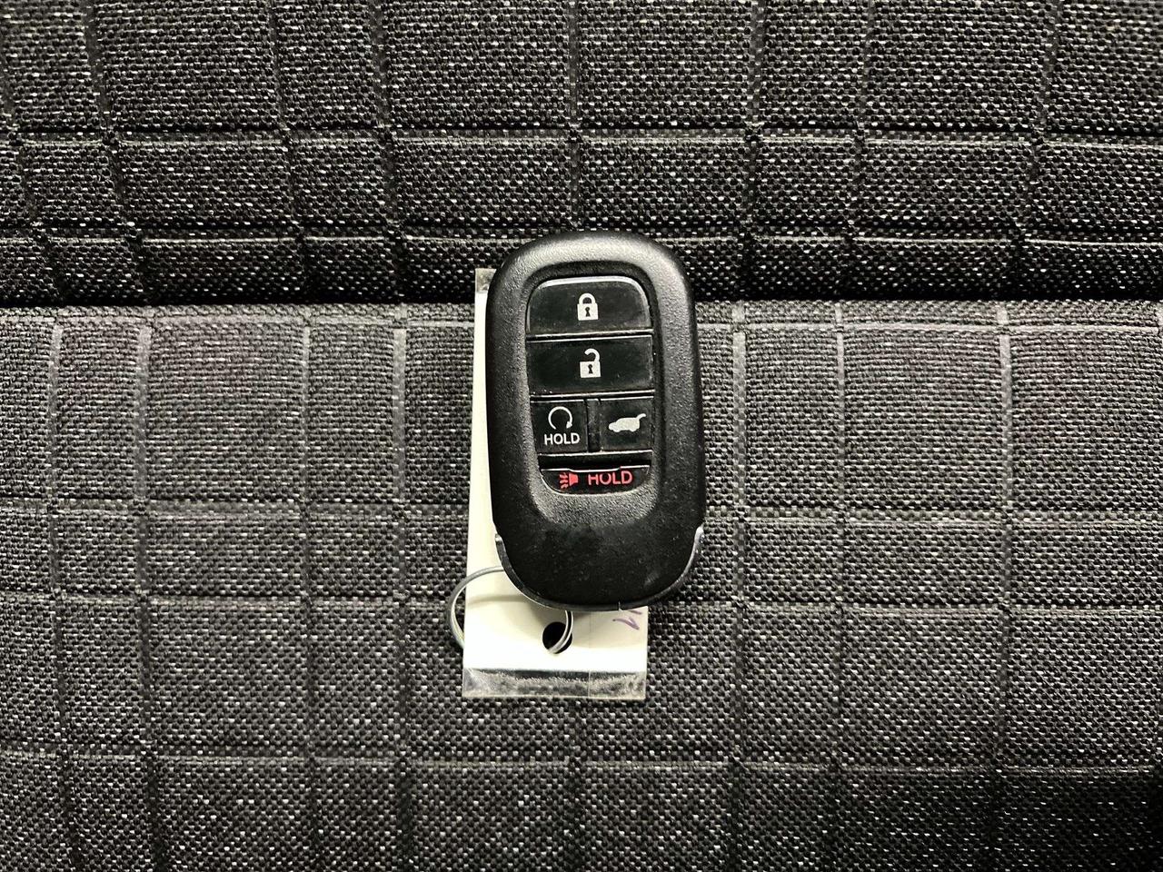 2024 Honda HR-V AWD | HTD SEATS | CARPLAY | REMOTE START | A/C Photo