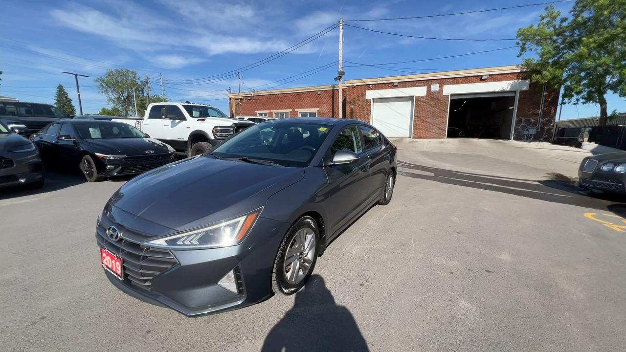 2019 Hyundai Elantra PREFERRED | SUN & SAFETY | SUNROOF | HTD SEATS Photo