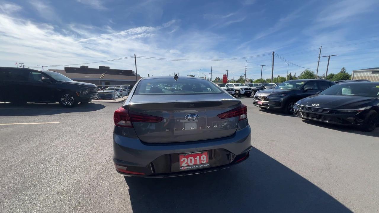 2019 Hyundai Elantra PREFERRED | SUN & SAFETY | SUNROOF | HTD SEATS Photo