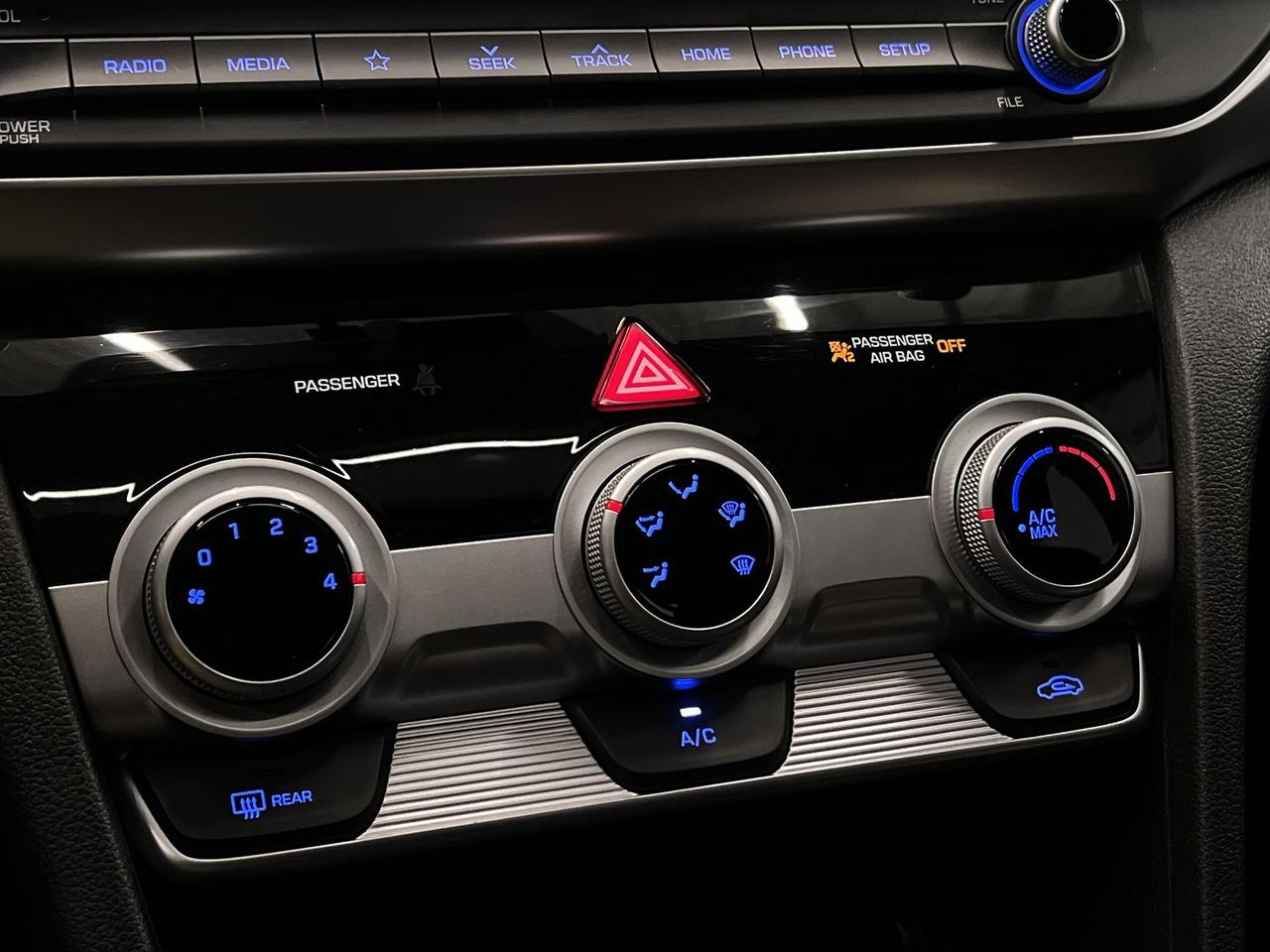 2019 Hyundai Elantra PREFERRED | SUN & SAFETY | SUNROOF | HTD SEATS Photo
