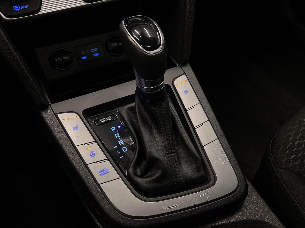2019 Hyundai Elantra PREFERRED | SUN & SAFETY | SUNROOF | HTD SEATS Photo