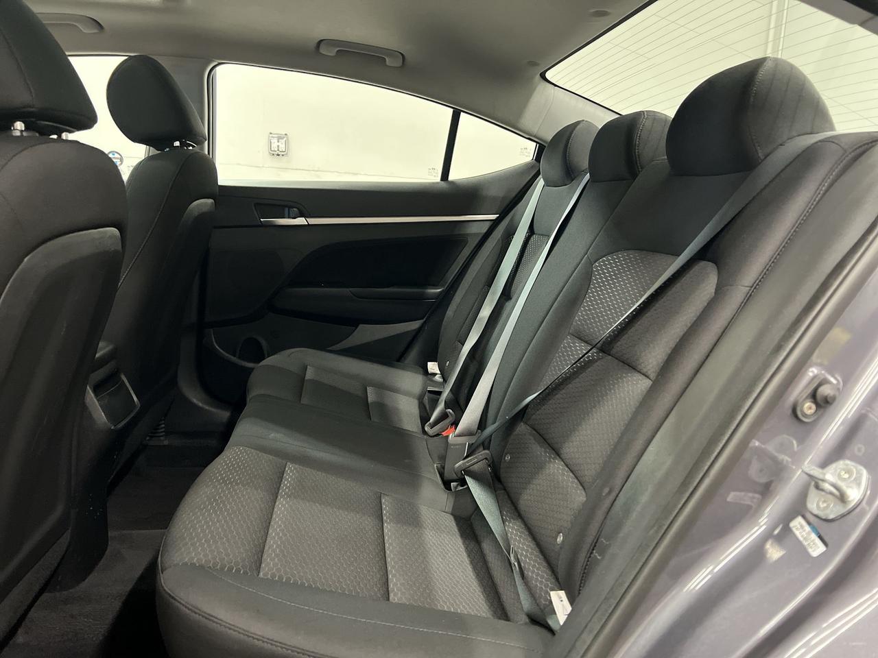2019 Hyundai Elantra PREFERRED | SUN & SAFETY | SUNROOF | HTD SEATS Photo