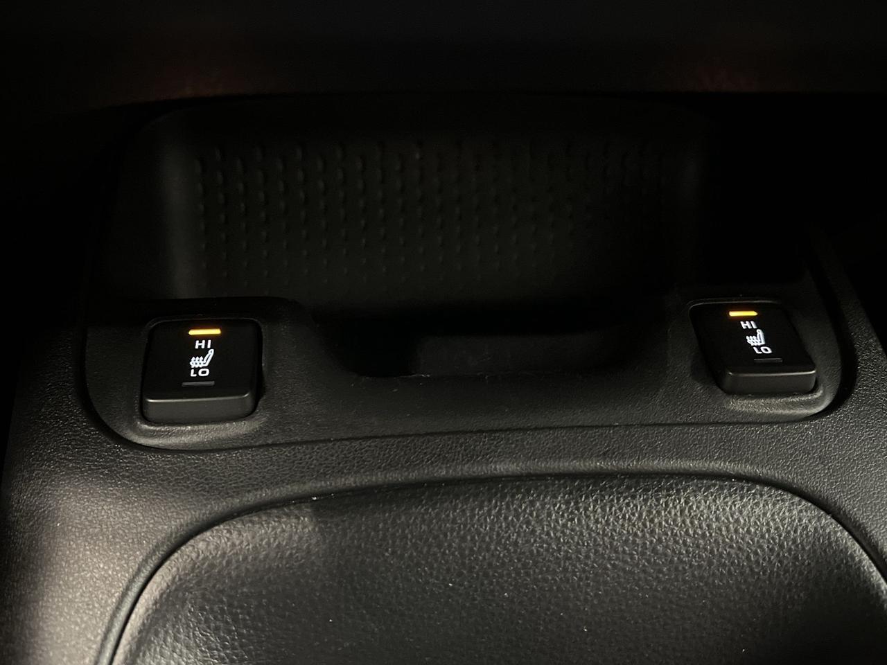 2024 Toyota Corolla SE | HTD SEATS | CARPLAY | ALLOYS | ADAPT. CRUISE Photo