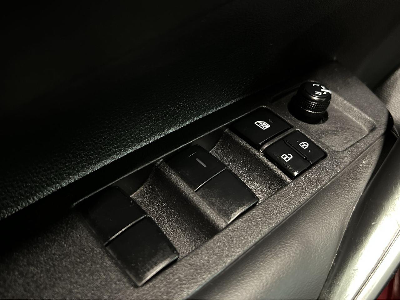 2024 Toyota Corolla SE | HTD SEATS | CARPLAY | ALLOYS | ADAPT. CRUISE Photo