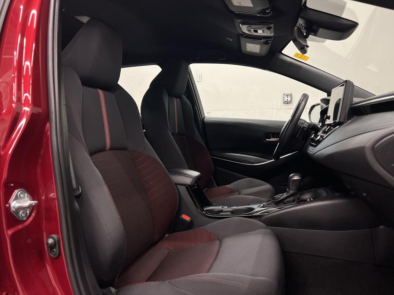2024 Toyota Corolla SE | HTD SEATS | CARPLAY | ALLOYS | ADAPT. CRUISE Photo