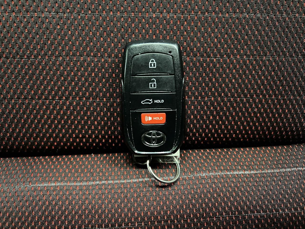 2024 Toyota Corolla SE | HTD SEATS | CARPLAY | ALLOYS | ADAPT. CRUISE Photo