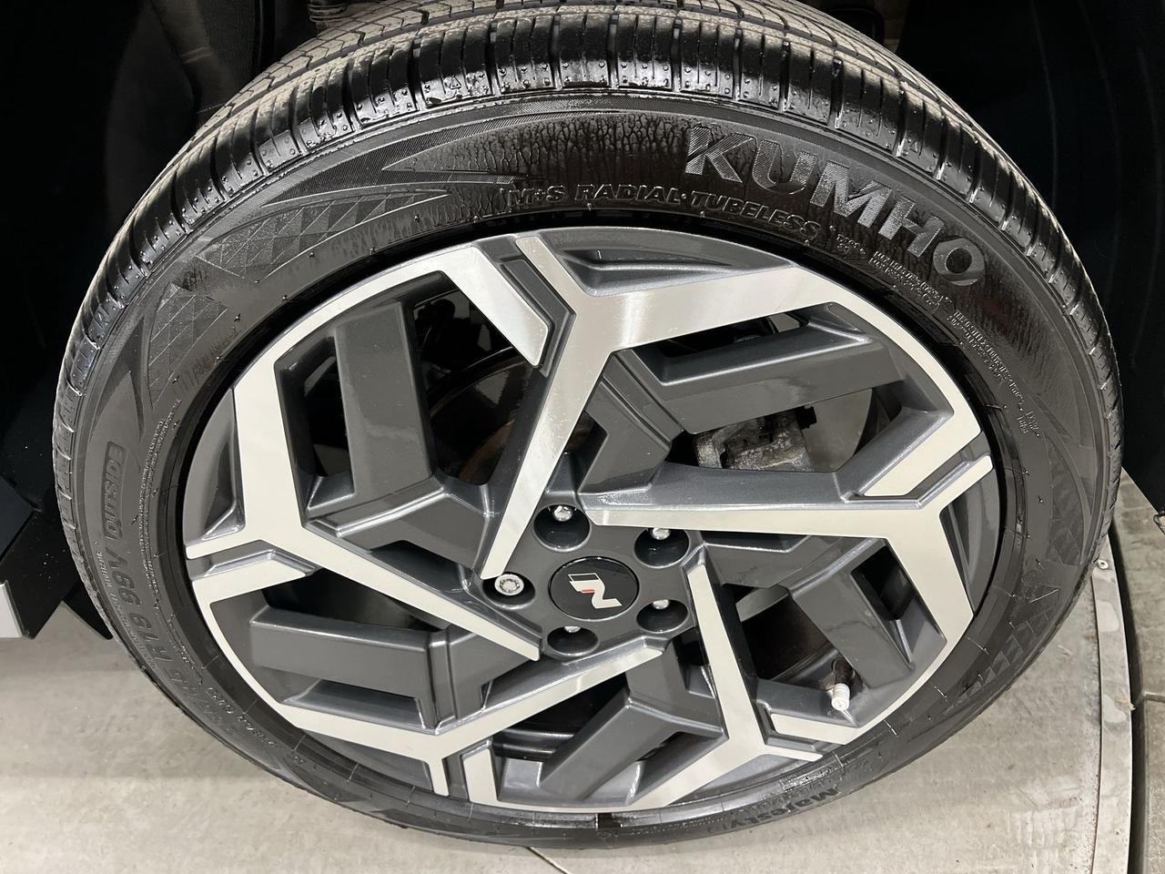 2024 Hyundai KONA N LINE AWD | HTD LEATHER | SUNROOF | REMOTE START Photo