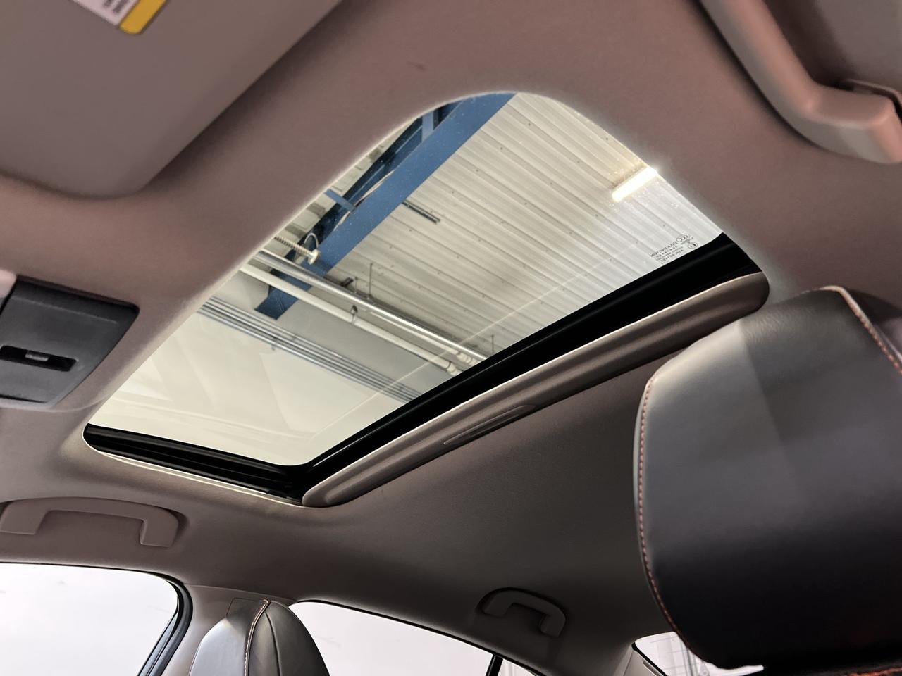 2021 Nissan Sentra SR | HTD LEATHER | SUNROOF | CARPLAY | 360 CAM Photo
