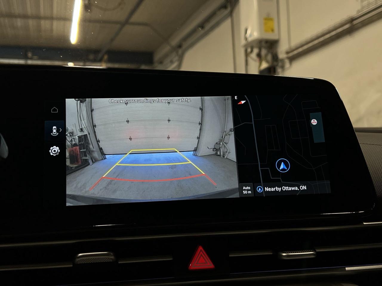 2025 Hyundai Elantra LUXURY | HTD LEATHER | SUNROOF | CARPLAY | ALLOYS Photo