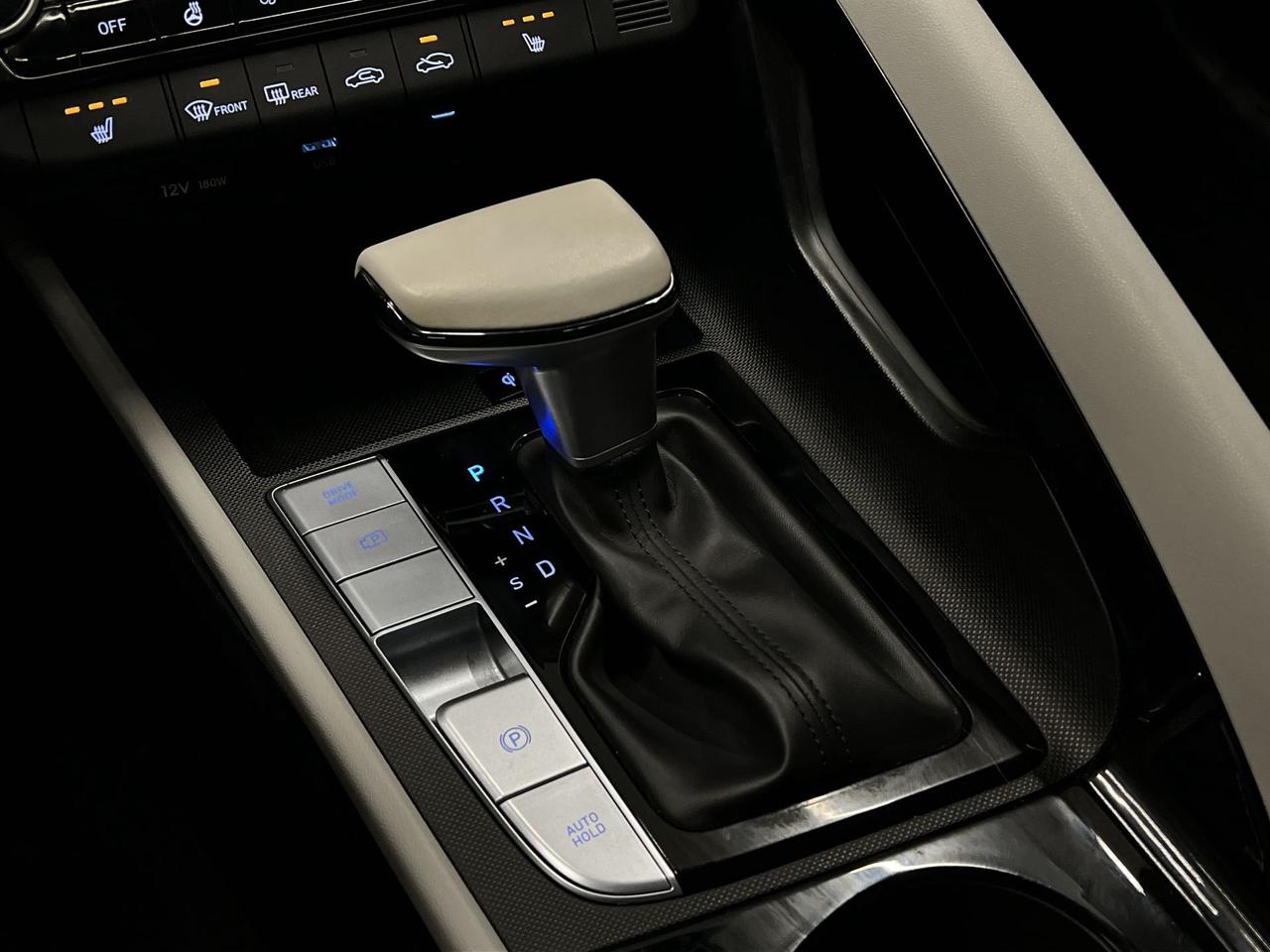 2025 Hyundai Elantra LUXURY | HTD LEATHER | SUNROOF | CARPLAY | ALLOYS Photo
